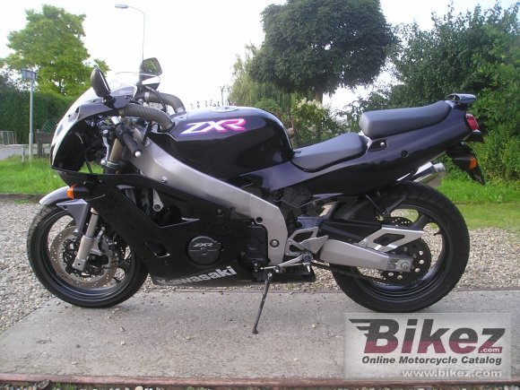 1999 Kawasaki ZXR 400 photo